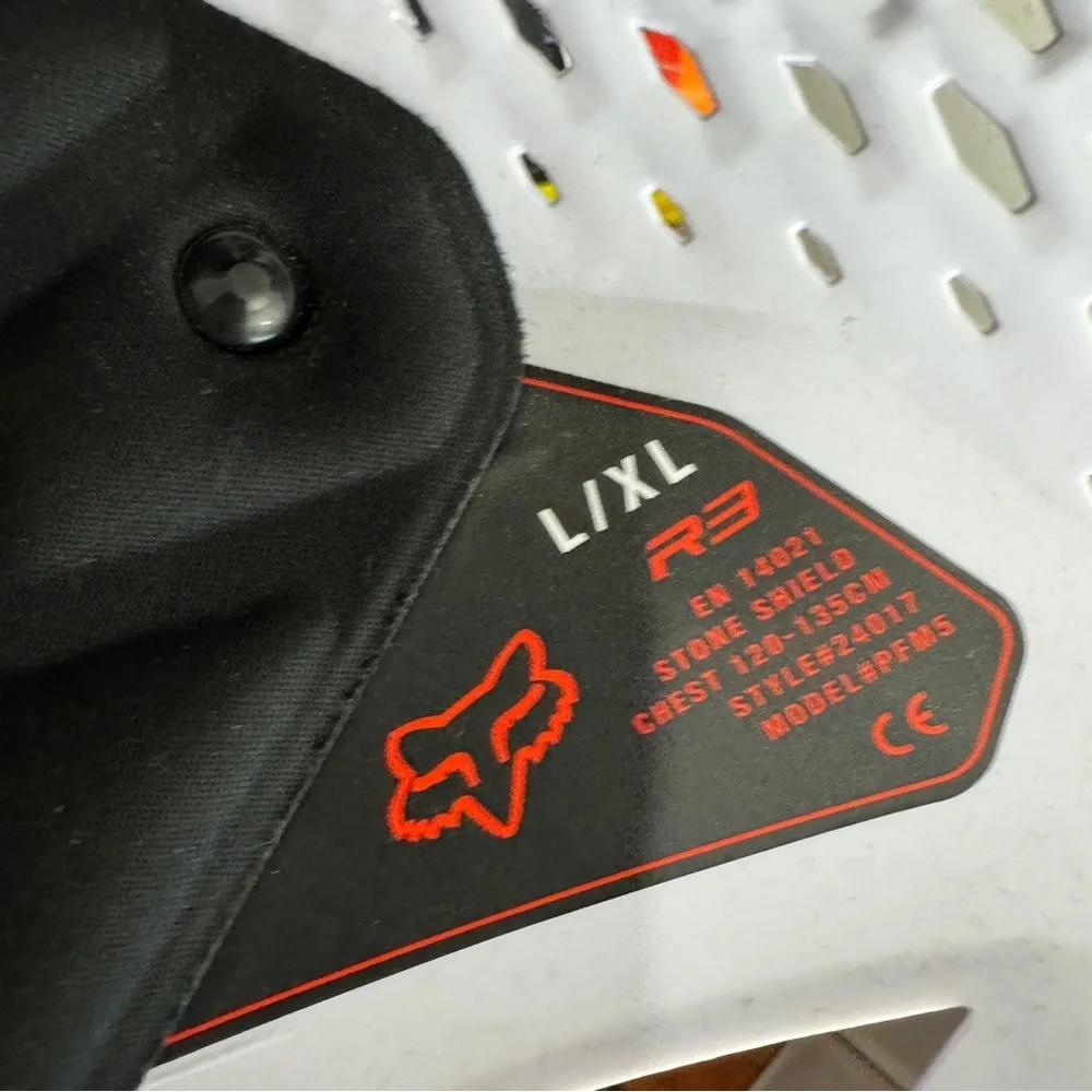 Fox Racing R3 Stone Shield Chest L/XL - Picture 8 of 8